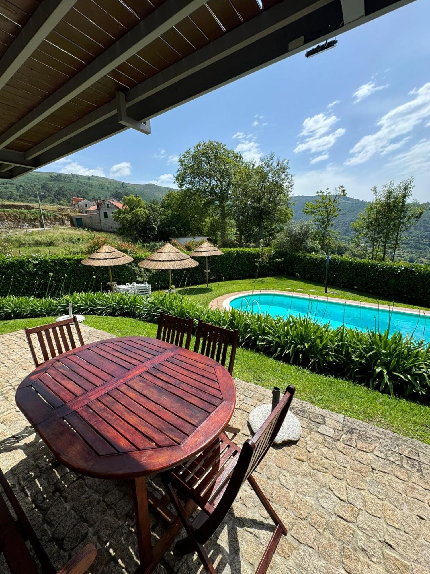 Casa Das Castanhas - Cinfaes, Viseu Екстериор снимка